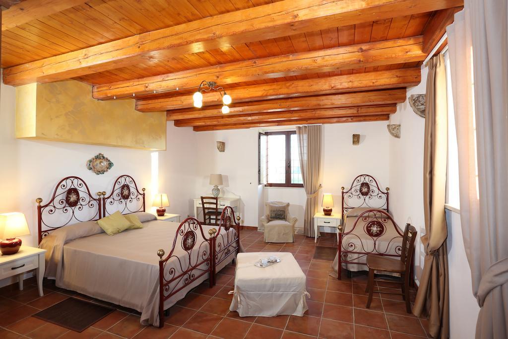 Serravalle Relais & Country Villa With Private Pool - Esclusive Use Chiaramonte Gulfi Pokój zdjęcie